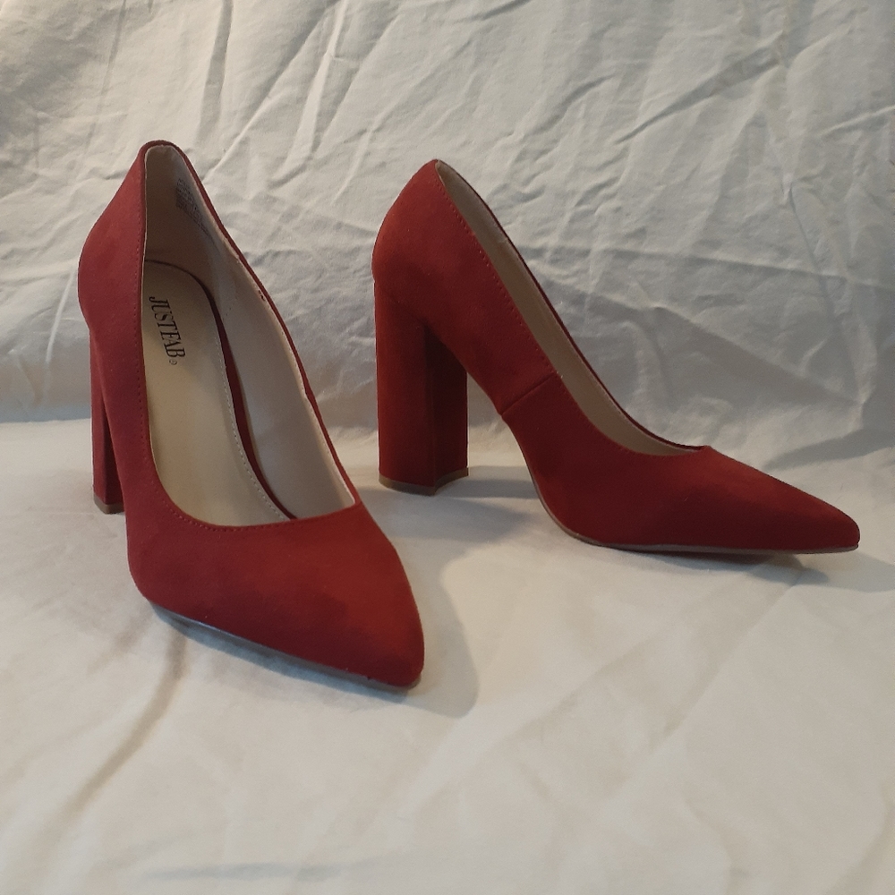 JustFab burgundy high heel pumps